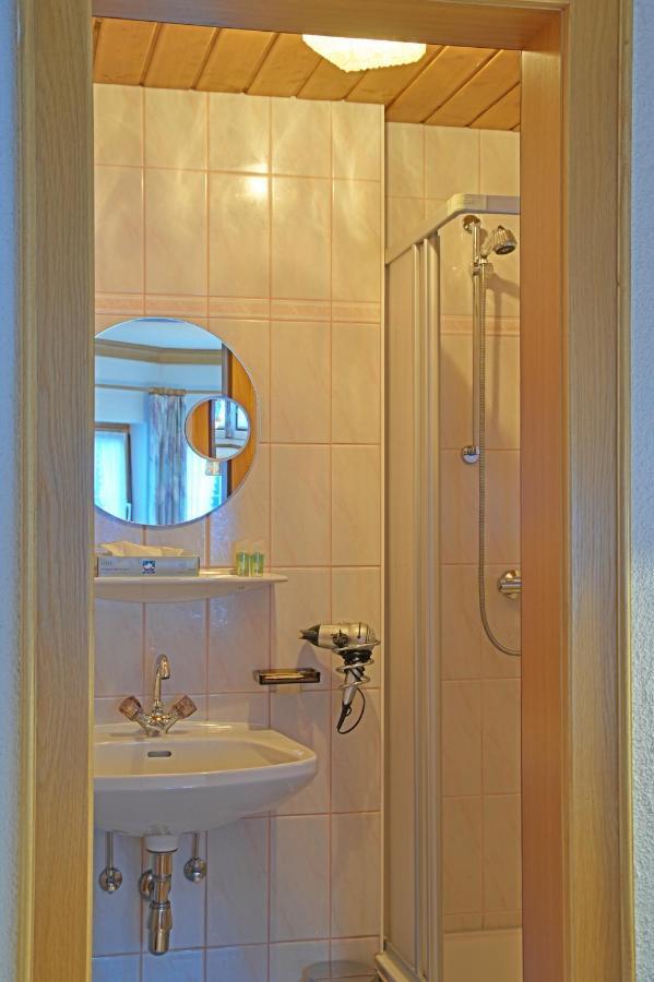 Gaestehaus Resi Єрценс Номер фото